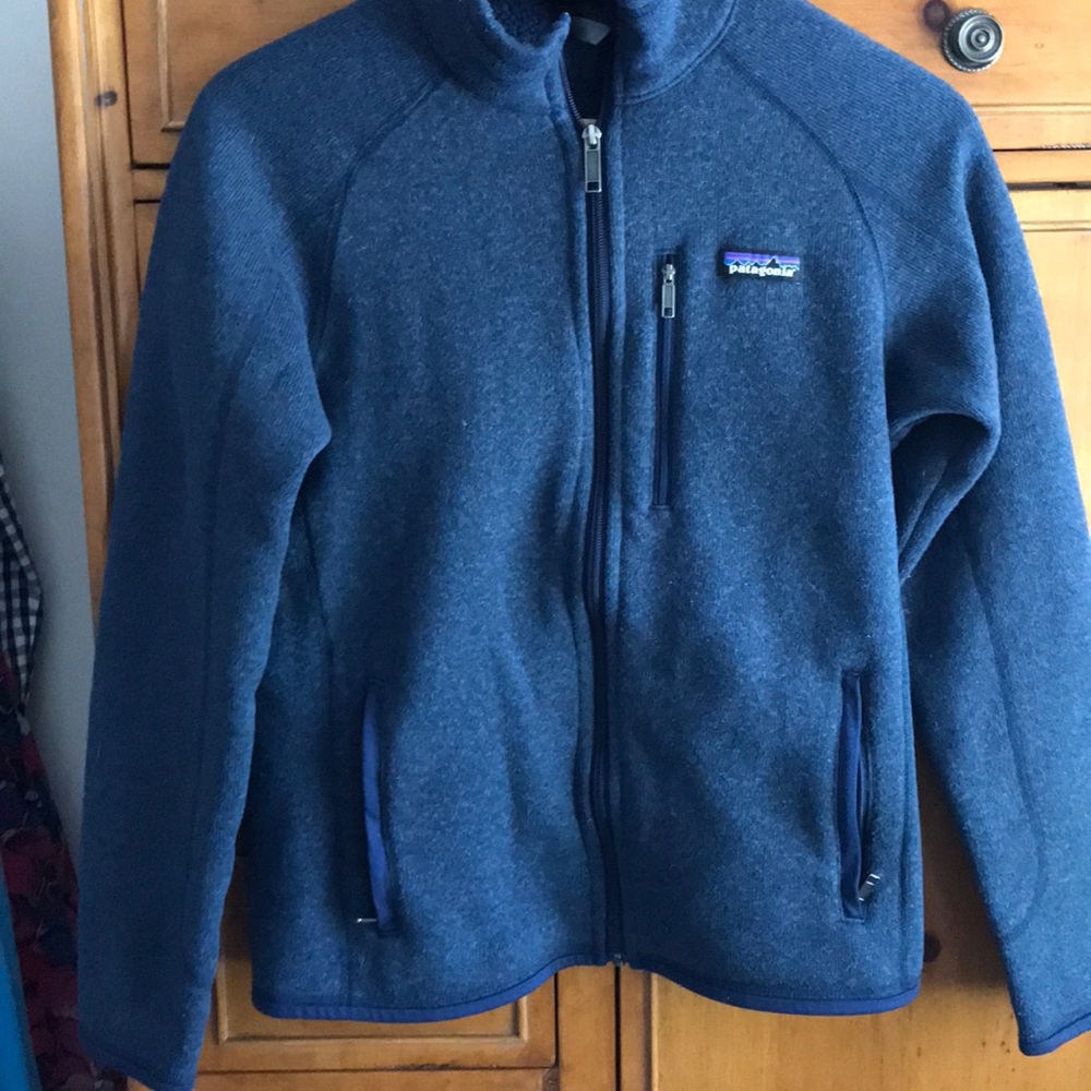 Patagonia blue zipped jacket
